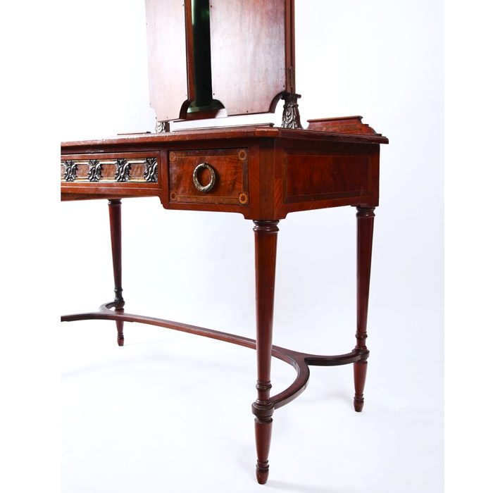 ルイ15世様式　ブロンズ象嵌コモード