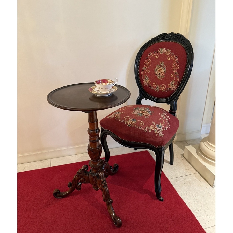 ルイ15世様式　ブロンズ象嵌コモード