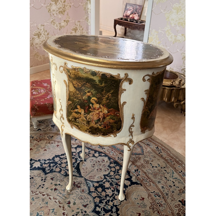 ルイ15世様式　ブロンズ象嵌コモード