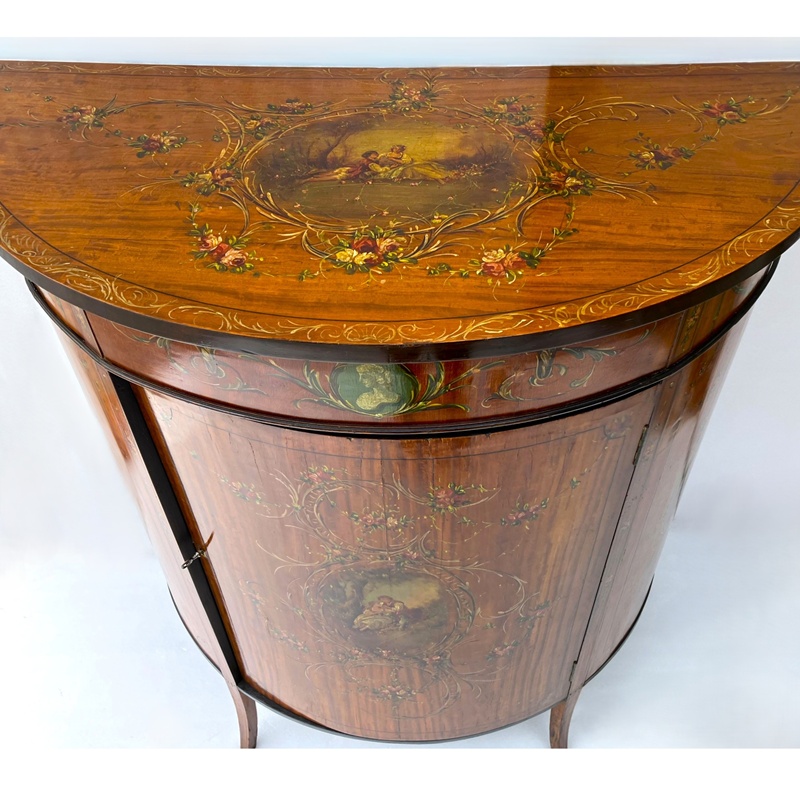 ルイ15世様式　ブロンズ象嵌コモード